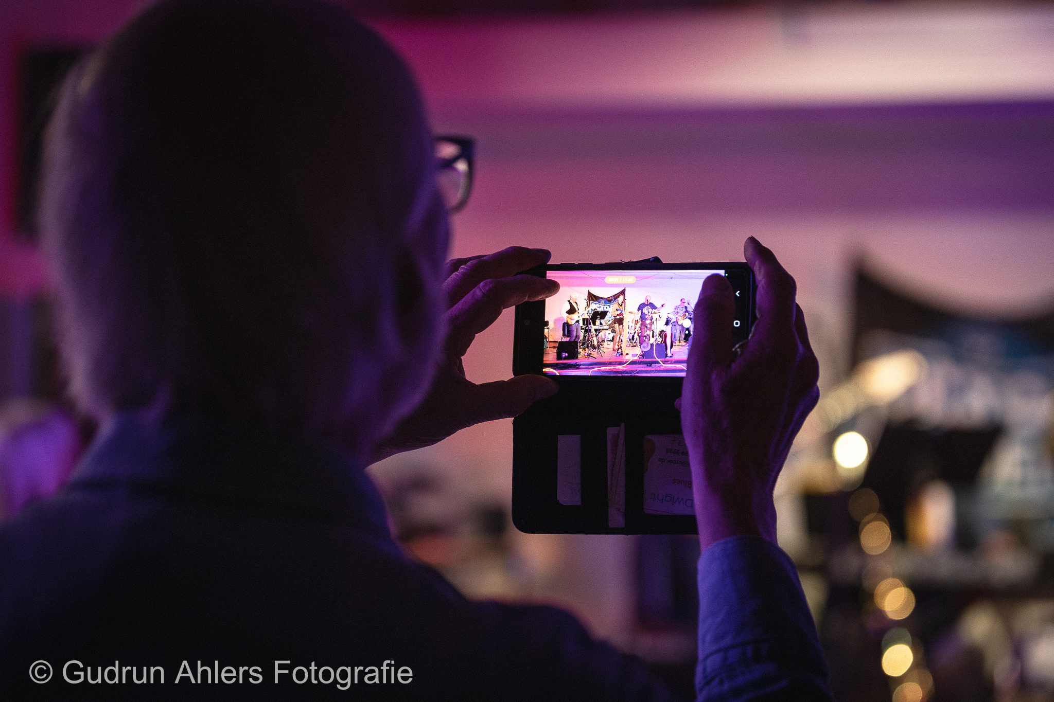 ein Gast fotografiert